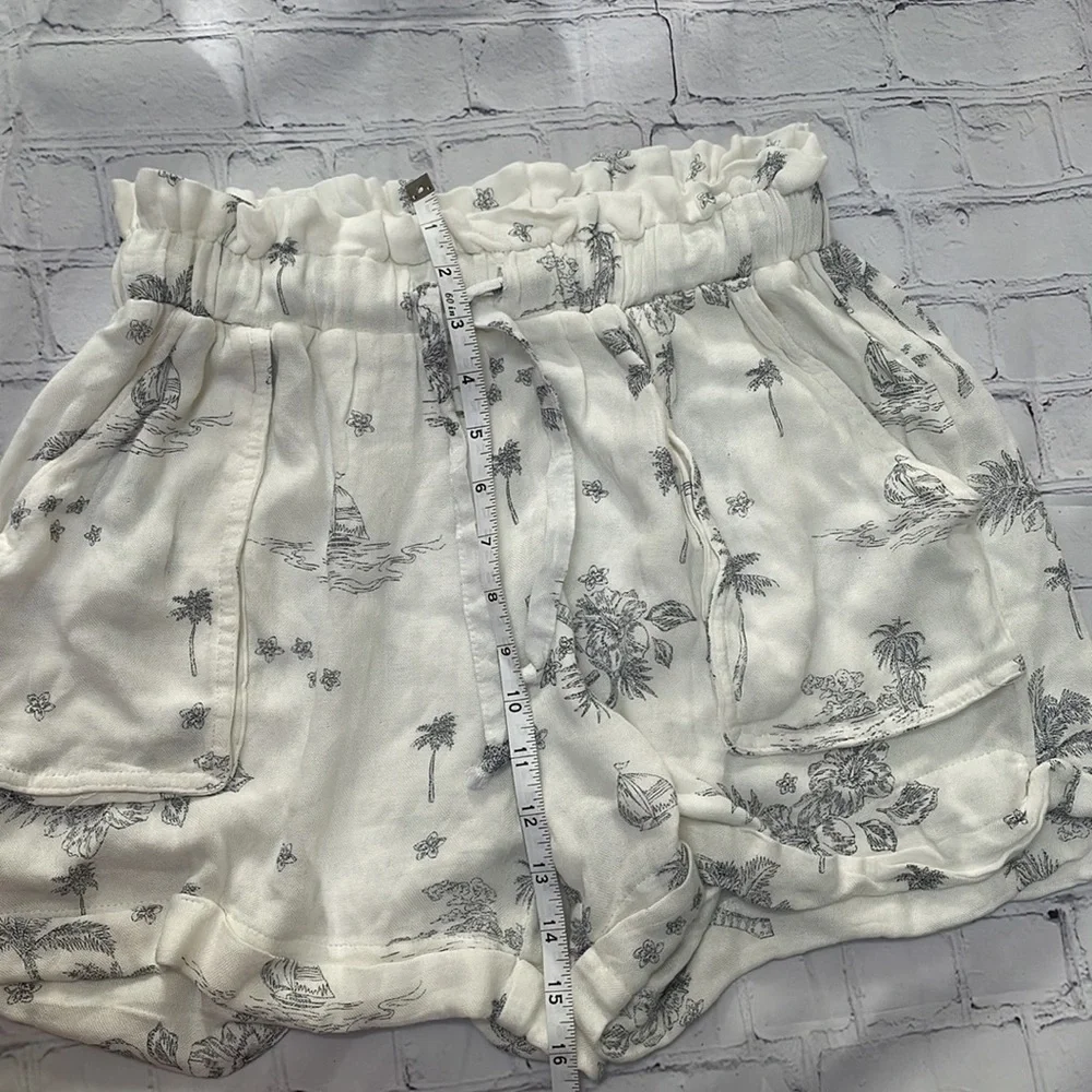 Vintage Havana Shorts - Picture 13 of 13